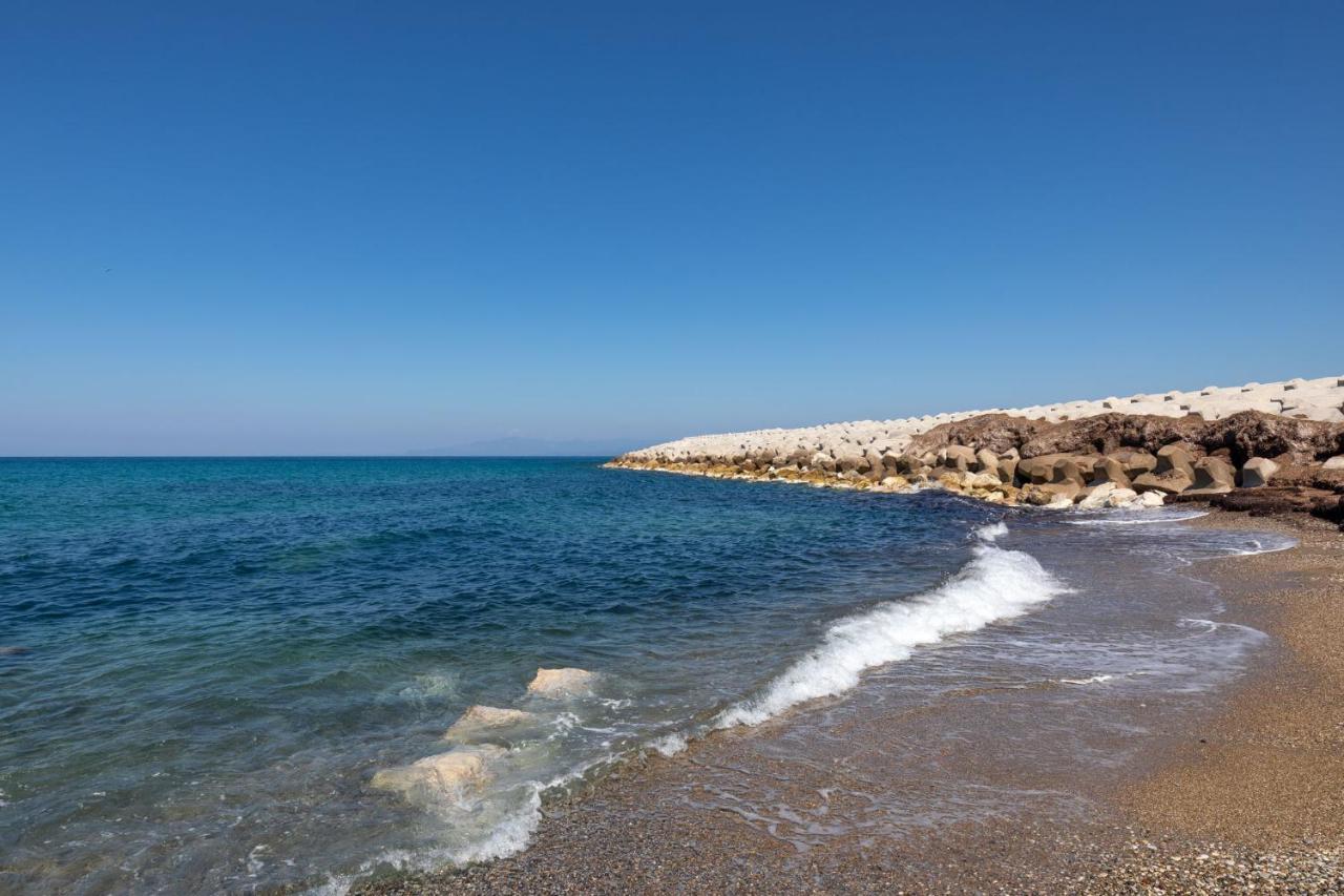 Diamond Kyparissia Suites Exteriör bild